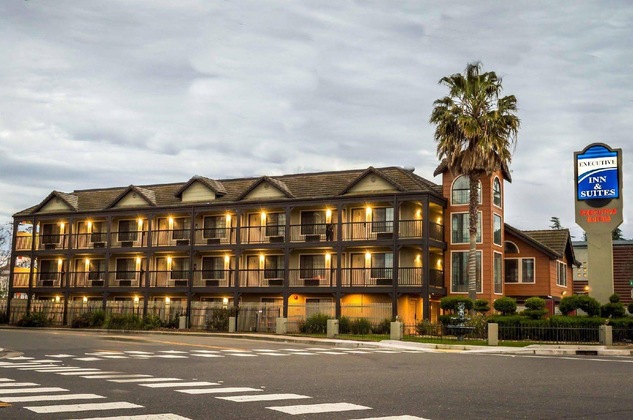 Gallery - Executive Inn And Suites