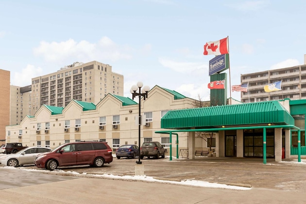 Gallery - Travelodge By Wyndham Winnipeg East