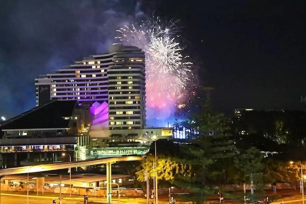 Gallery - Broadbeach Holiday Apartments, Store 19