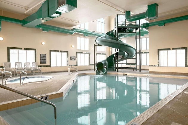 Gallery - Super 8 By Wyndham High Level Ab