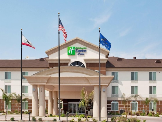 Gallery - Holiday Inn Express & Suites Dinuba West By Ihg