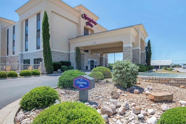Gallery - Hampton Inn Brownwood