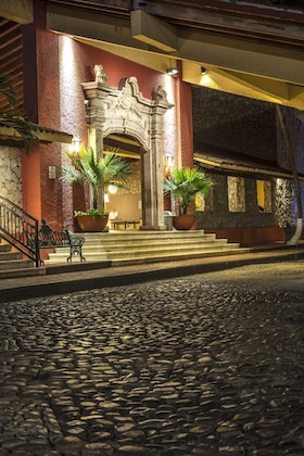 Gallery - Holiday Inn Resort Ixtapa All-Inclusive, An IHG Hotel