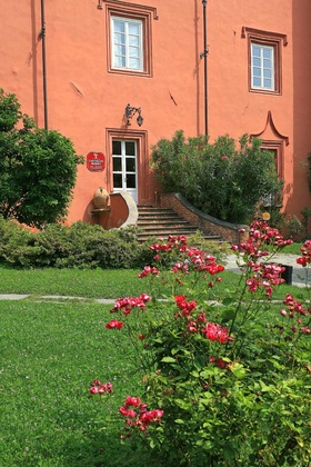 Gallery - Castello Rosso