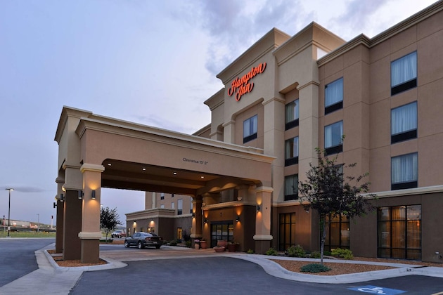 Gallery - Hampton Inn Evanston