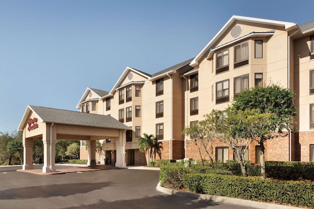 Gallery - Hampton Inn & Suites Tarpon Springs