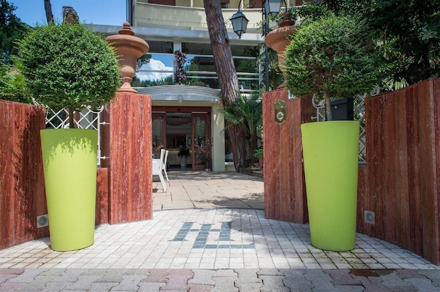 Gallery - Hotel Luxor