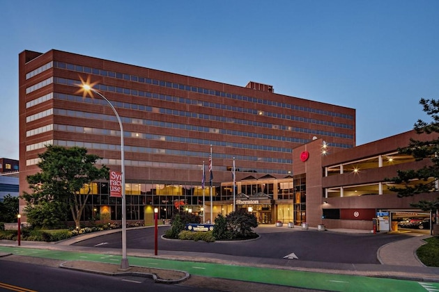 Gallery - Sheraton Syracuse University Hotel & Conference Ce