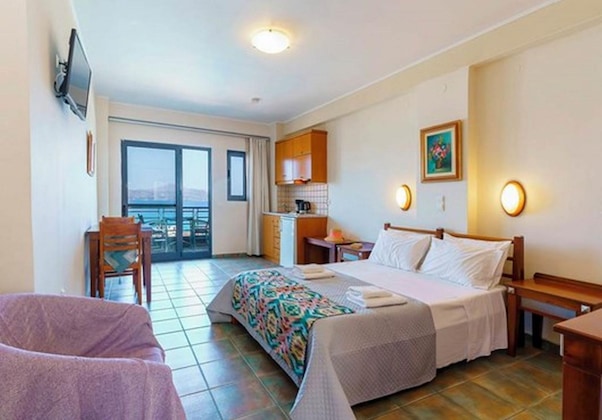 Gallery - Sunrise Suites
