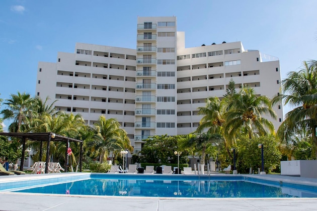 Gallery - Calypso Hotel Cancun