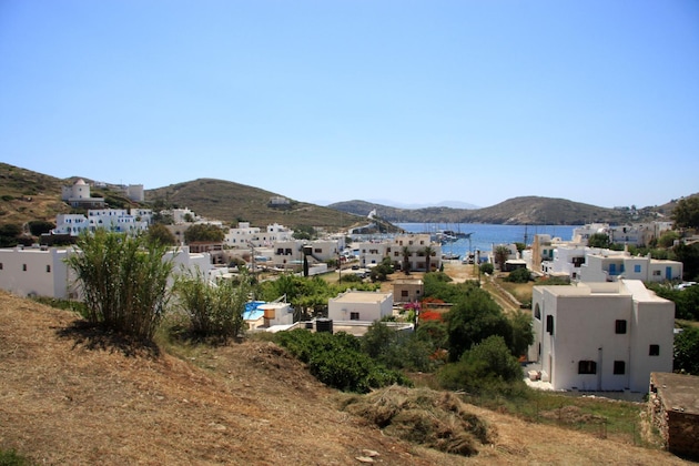 Gallery - Armadoros Hotel Ios Backpackers