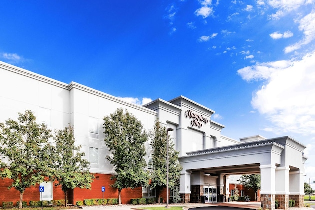 Gallery - Hampton Inn Miami