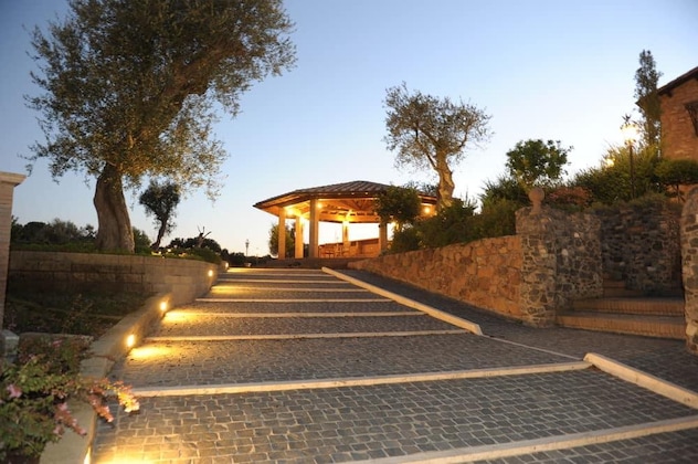 Gallery - Relais Castrum Boccea