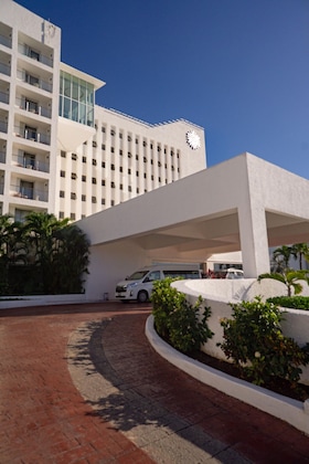 Gallery - Sunset Royal Beach Resort - All Inclusive