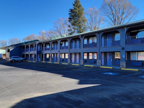 Gallery - Days Inn By Wyndham Ruidoso Downs