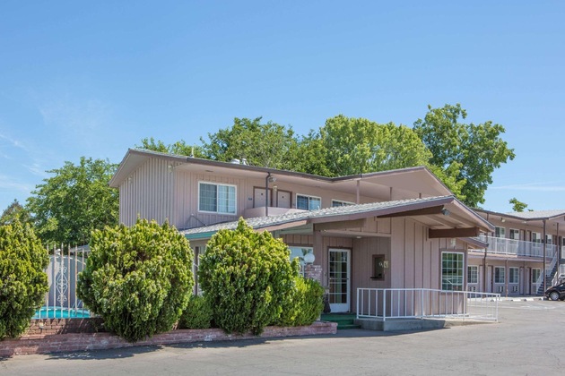 Gallery - Days Inn By Wyndham Oroville