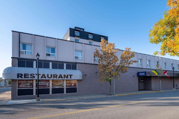 Gallery - Travelodge By Wyndham Prince Albert