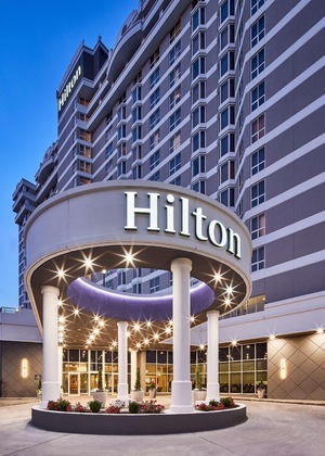 Gallery - Hilton Kansas City Country Club Plaza