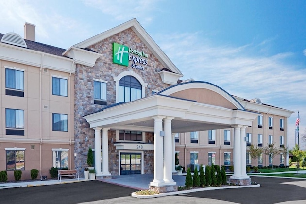 Gallery - Holiday Inn Express & Suites Warminster - Horsham By Ihg