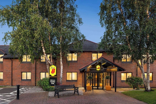 Gallery - Super 8 By Wyndham Chester East