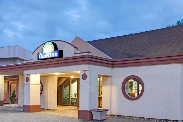 Gallery - Days Inn By Wyndham Washington Pennsylvania