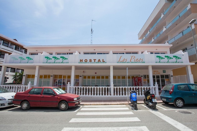 Gallery - Hostal Los Pinos