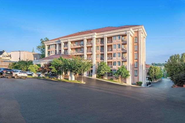 Gallery - Clarion Hotel