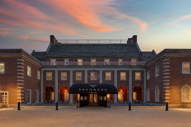 Gallery - Dearborn Inn, Autograph Collection