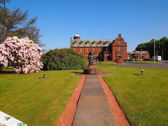 Gallery - Holiday Inn Dumfries By Ihg