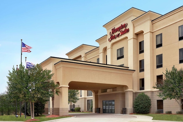 Gallery - Hampton Inn & Suites Pine Bluff