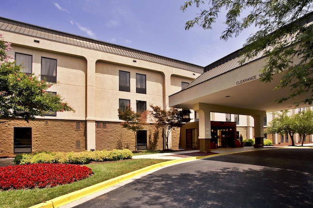 Gallery - Hampton Inn Bowie