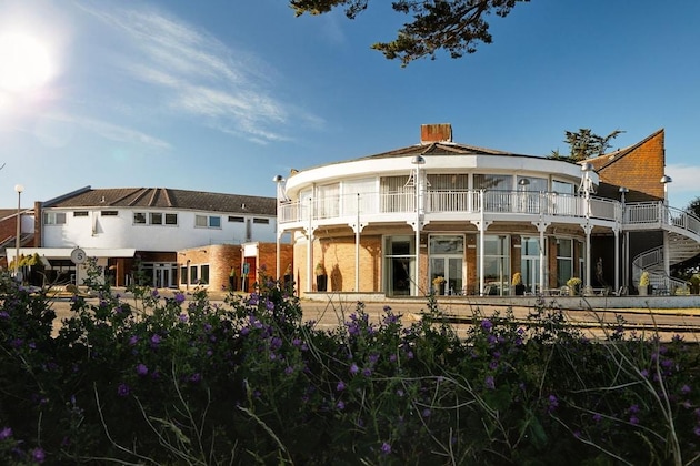 Gallery - The Langstone Quays
