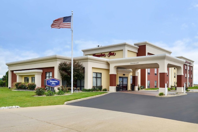 Gallery - Hampton Inn Litchfield