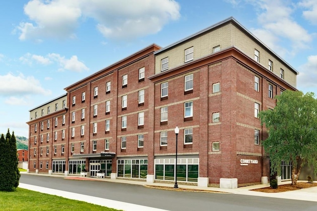 Gallery - Courtyard By Marriott Keene Downtown