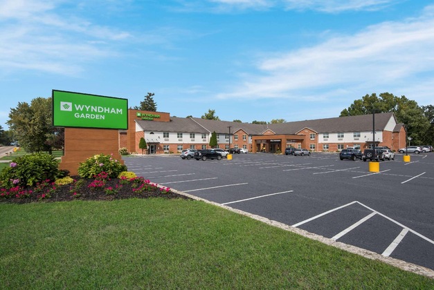 Gallery - Wyndham Garden Galena Hotel & Day Spa