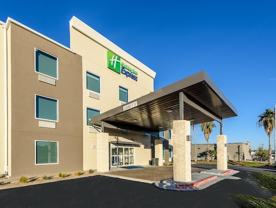 Gallery - Holiday Inn Express Hotel & Suites Bastrop By Ihg