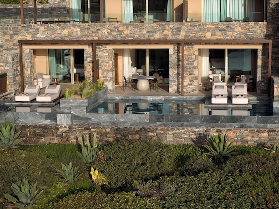 Gallery - Daios Cove