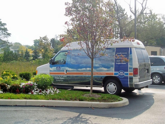 Gallery - Hampton Inn & Suites Albany Airport