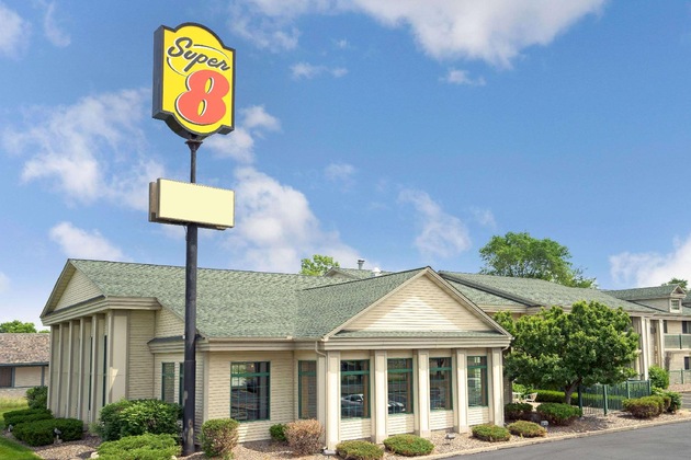 Gallery - Super 8 By Wyndham Hudson