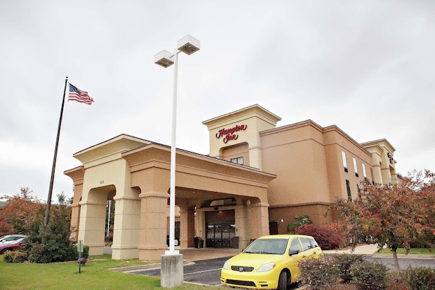 Gallery - Hampton Inn Martin