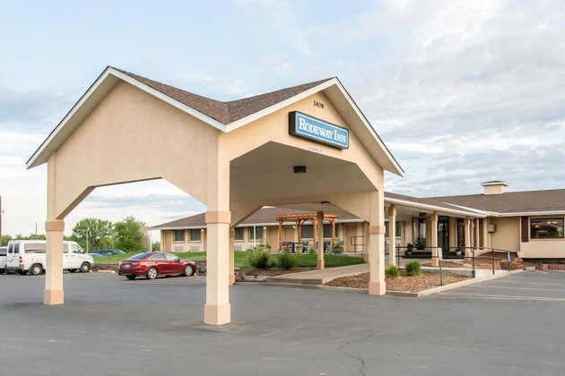 Gallery - Rodeway Inn