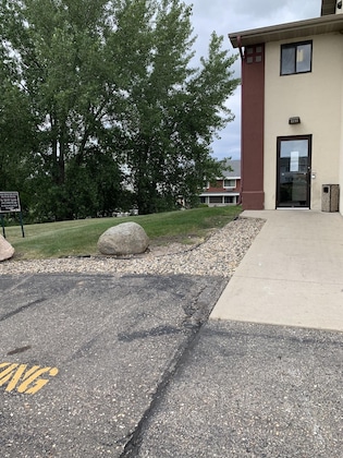 Gallery - Super 8 By Wyndham Alexandria Mn