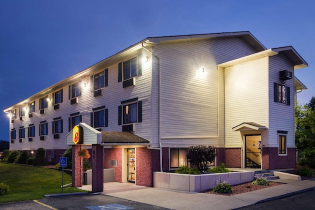 Gallery - Super 8 By Wyndham Massena Ny