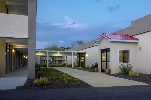 Gallery - Red Roof Inn Clearfield