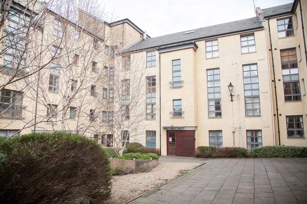 Gallery - Apartment Near The Royal Mile With Parking