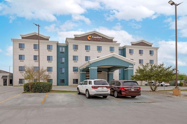 Gallery - Comfort Suites