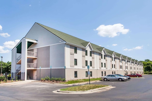 Gallery - Days Inn By Wyndham Lanham Washington D.C