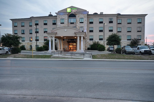 Gallery - Holiday Inn Express & Suites Del Rio By Ihg