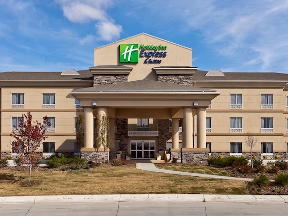 Gallery - Holiday Inn Express Newton By Ihg