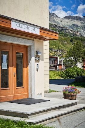 Gallery - Maloja Palace Apartments